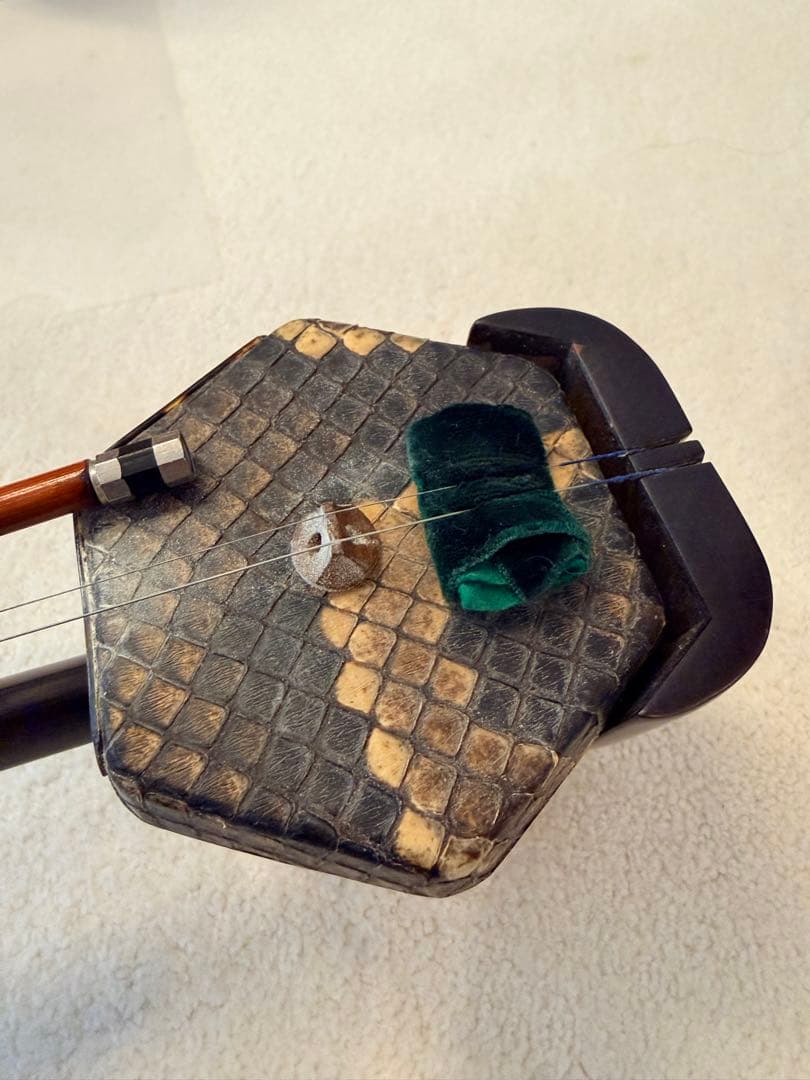 扱いやすい二胡 初級者から中級者向け　紅木　優しい音色