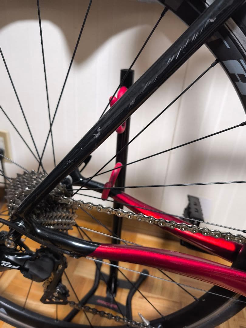 GUSTO COBRA SPORT カーボンロードバイク 105 R7000