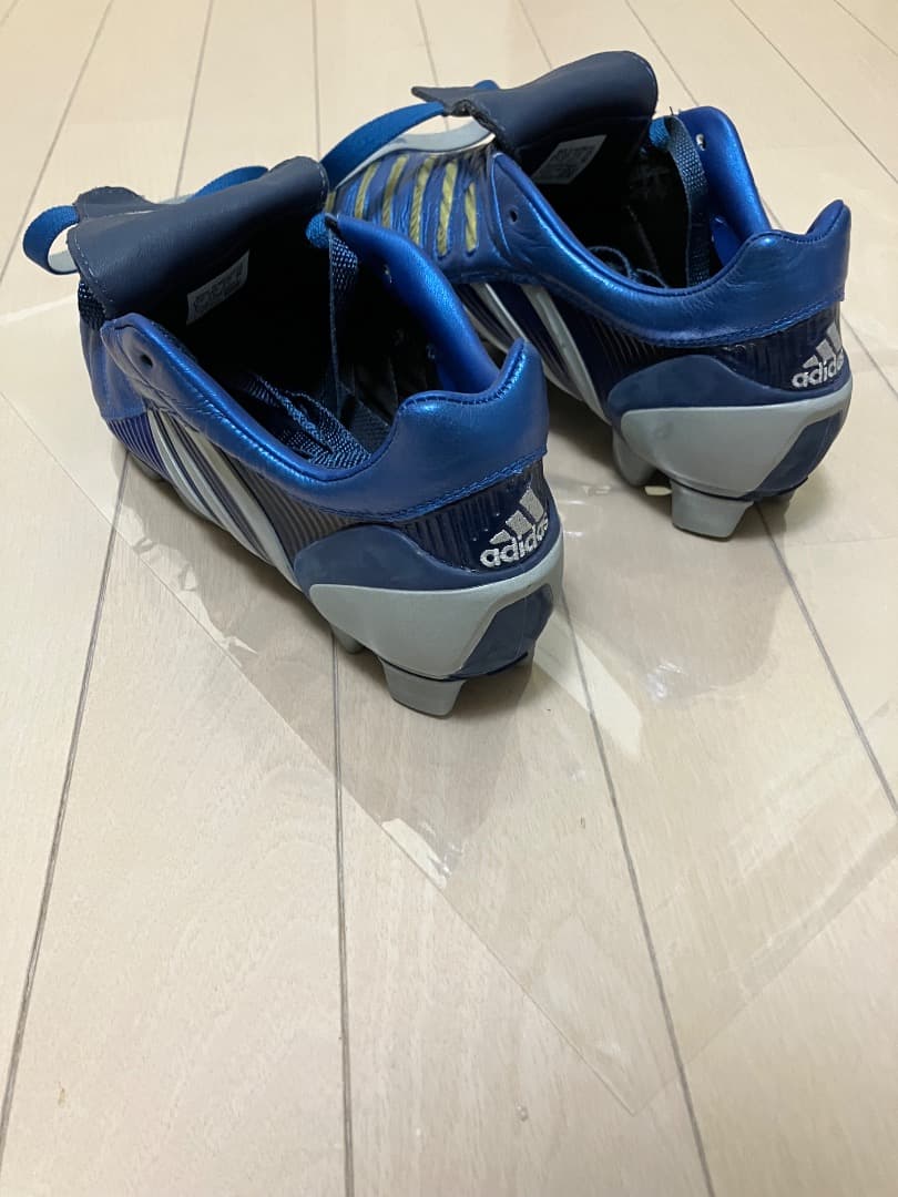 し*ゅ様 アディダス プレデターパルス 26.0cm タグ無し新品・未使用