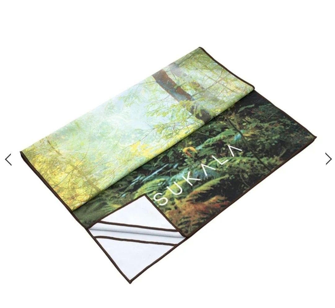 最安値！新作【新品未使用】　ラバ　プリントヨギラグ　コモレビ