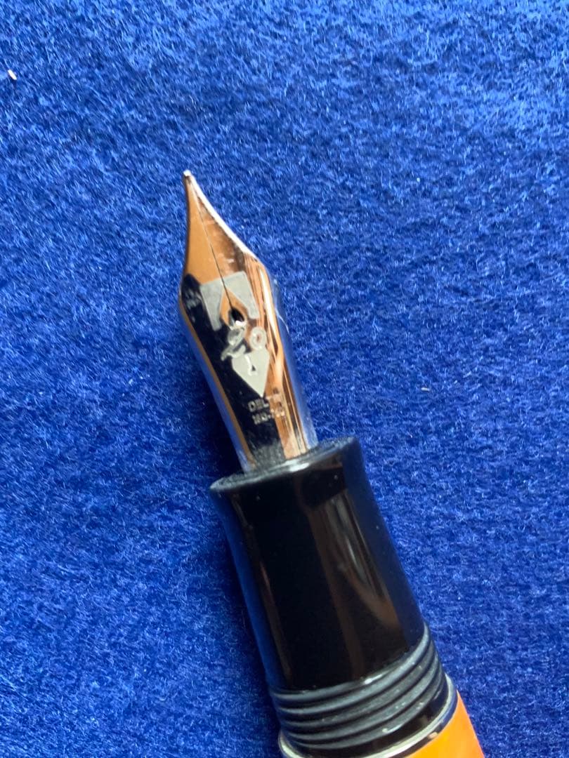 デルタ20周年記念　ドルチェビータ万年筆　カートリッジ式