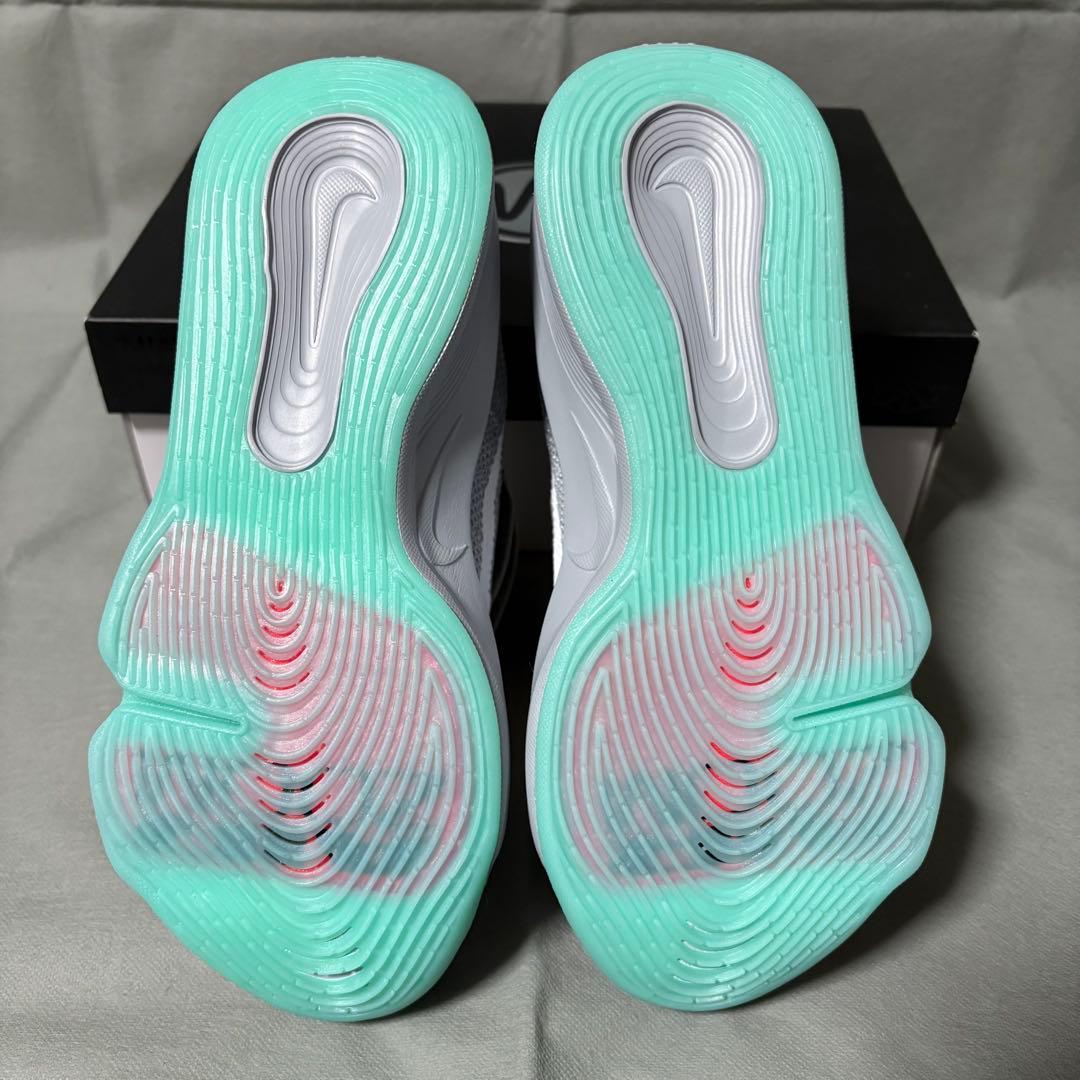 ナイキ　G.Tハッスル3 グレー　グリーン　ピンク　緑　28.0