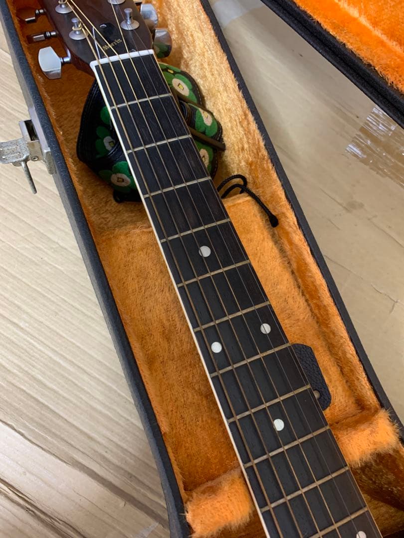 MORRIS アコースティックギター W-20 ハードケース付き