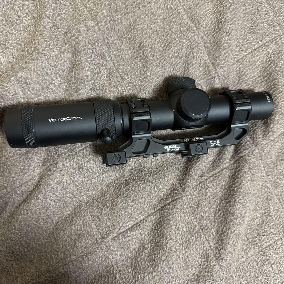 Vector OpticsフォレスターJr.(ジュニア) マウント付き