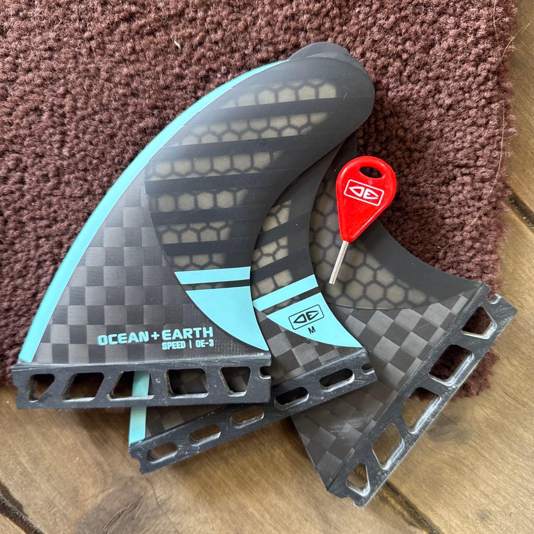 OCEAN+EARTH OE-3 SPEED サーフボードフィン定価¥18480