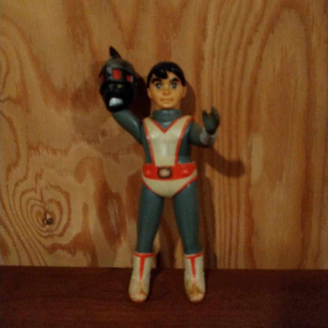 バンダイシルバー仮面ソフビグレー成型