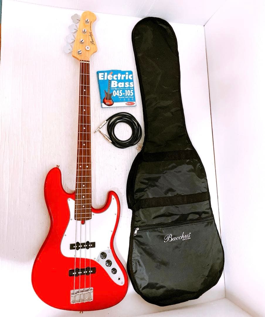 Bacchus ユニバースシリーズ BJB-1 R/CAR エレキベース