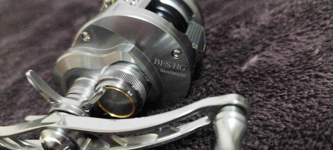 シマノ　カルカッタコンクエスト　BFS HG 左巻き