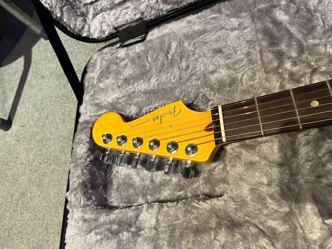 ギター Fender American Ultra Stratocaster