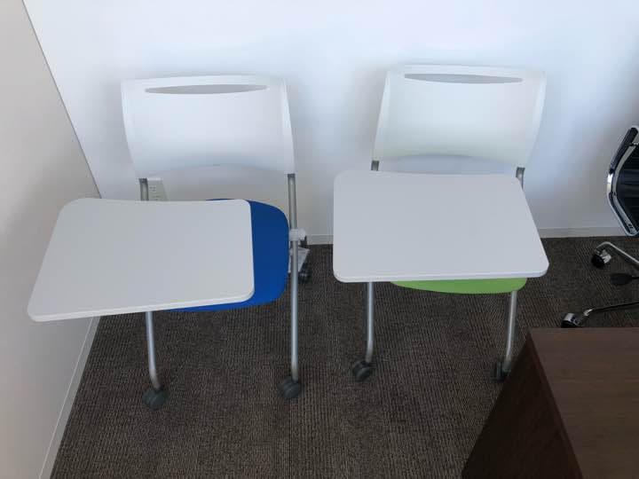 A3対応 テーブル付きミーティングチェア8脚セット