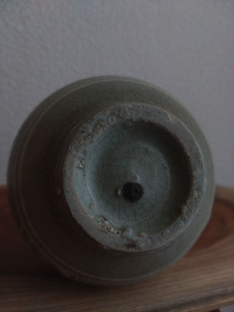 李朝　高麗青磁　白黒象嵌　朝鮮美術　梅瓶　骨董　陶芸　陶磁器　徳利　ぐい呑　盃