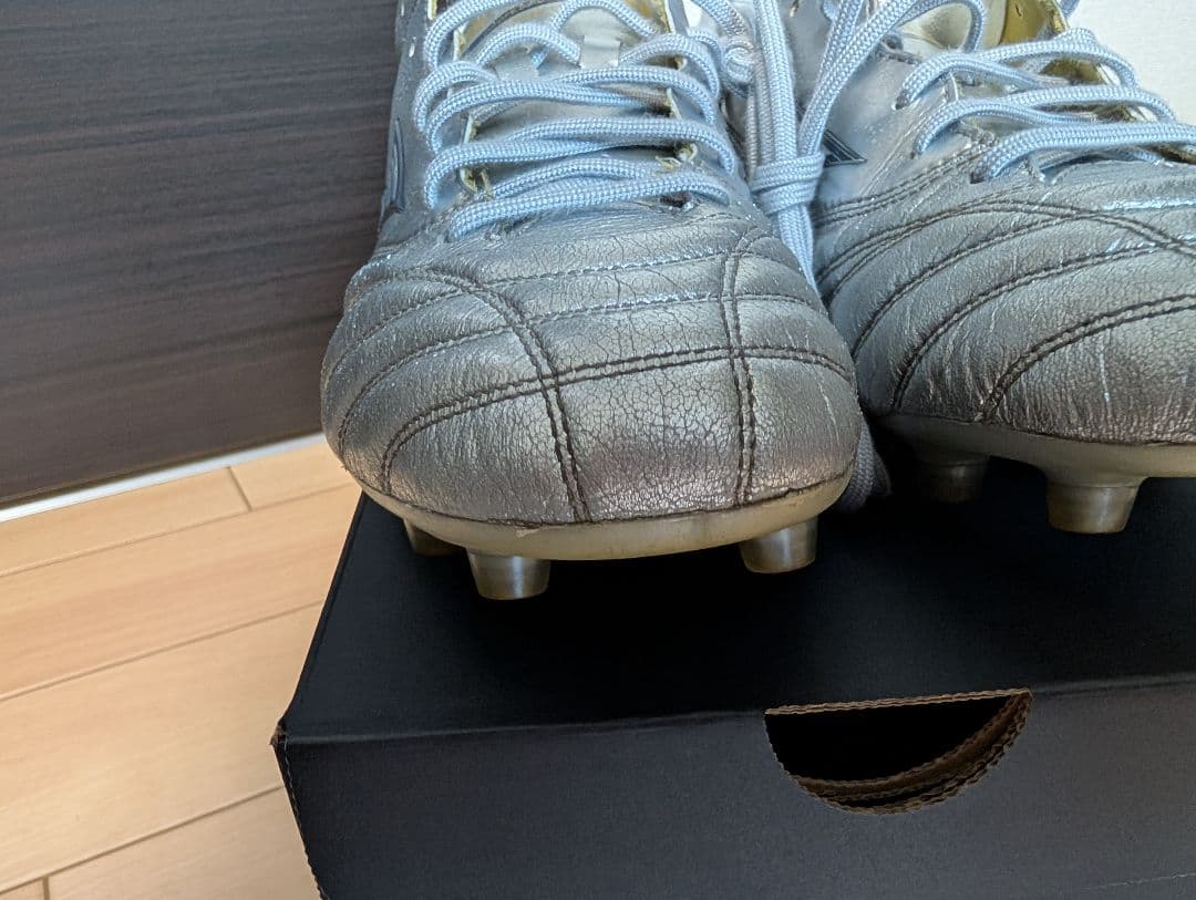 土日限定　Mizuno Morelia Neo4 japan 27.0