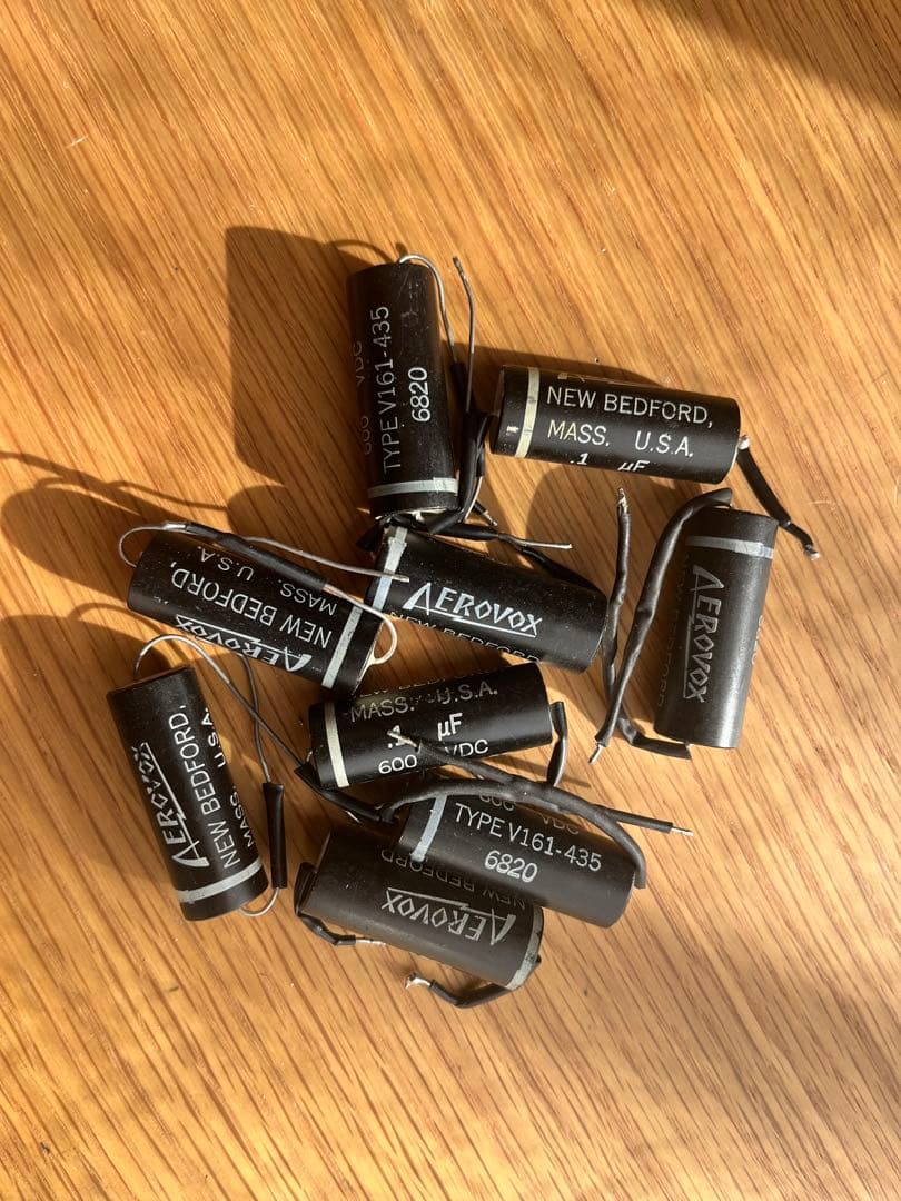 米国製　ヴィンテージコンデンサー　Aerovox 0.1uf 600v
