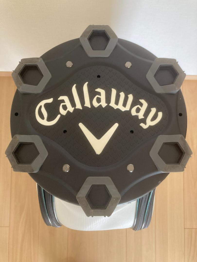 Callaway　キャロウェイ　キャディバッグ　カラー：ホワイト／ダークグリーン