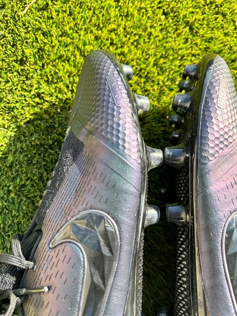 新品未使用タグ付きNIKE PHANTOM VENOM ELITE AG PRO