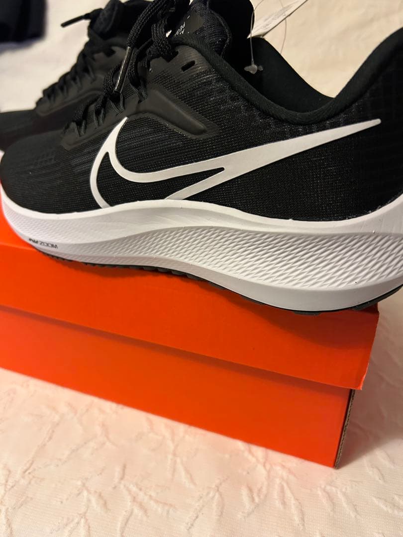 ととーに NIKEペガサス39 23.5cm