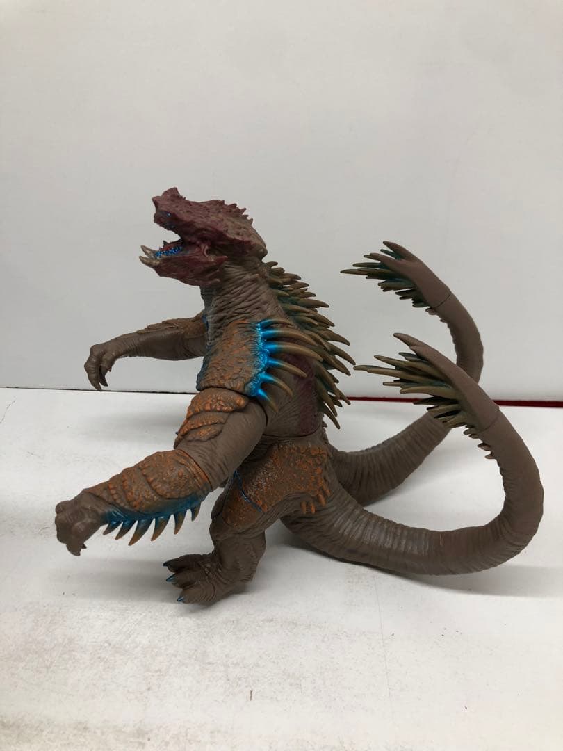 kny27048#57 パシフィック・リム ソフビ魂 3種セット 中古品