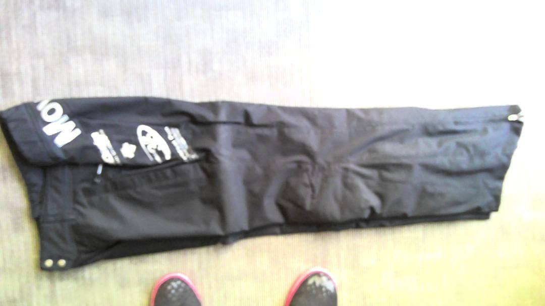 スキー、スノボウェア　デサント　MOVEスポーツ