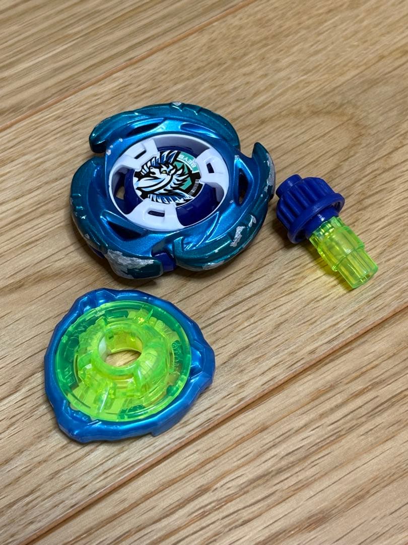 か*ん様 ベイブレードX エアロペガサス　38.16g