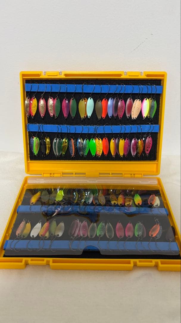 スプーンルアーセット 多色 収納ケース付き
