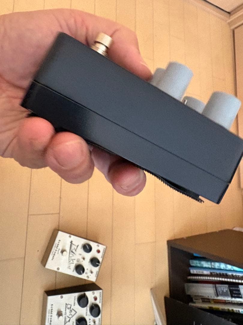 UAFX Tape Echo ギターエフェクター