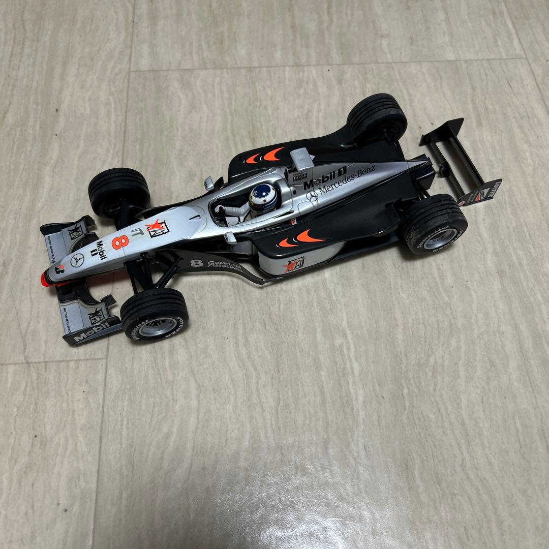 Minichamps マクラーレン メルセデス MP4/13 1998 1/18