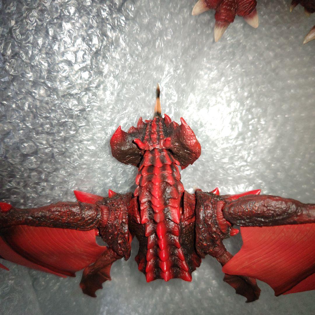 ゴジラ　モンスターアーツ　デストロイア　完全体　フィギュア