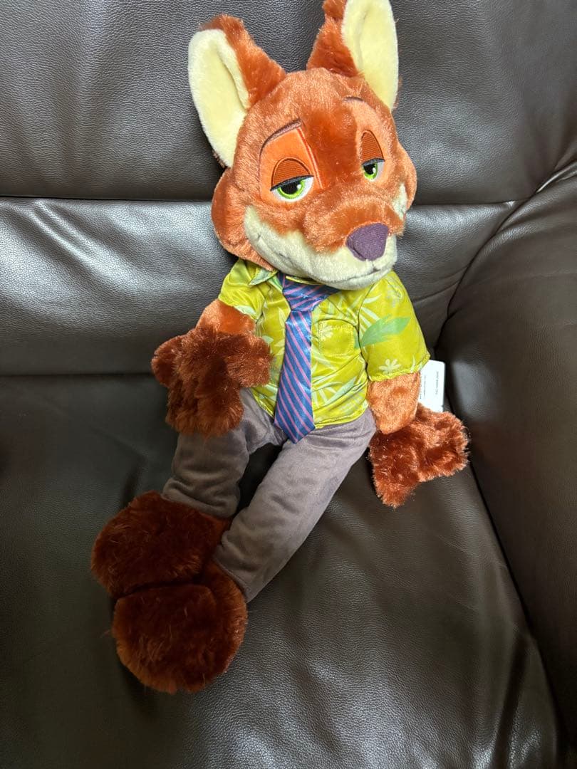 ディズニーストア ニック・ワイルド ぬいぐるみ