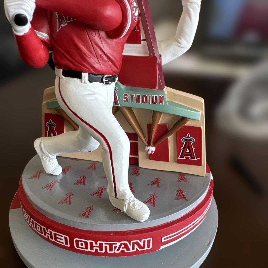 【960個限定】 大谷翔平 回転式 MVP 二刀流 ボブルヘッド エンゼルス