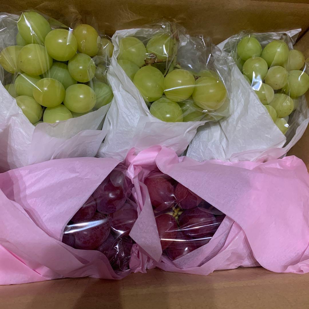 あかちゃん専用　黄色シャインマスカット＆クイーンルージュ®︎（3キロ箱）