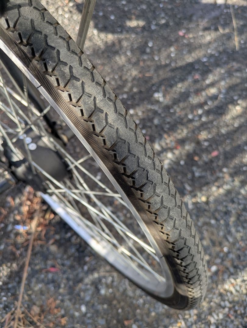 【直接引取限定】電動アシスト自転車　後輪タイヤ、チェーン類新品　バッテリー3つ