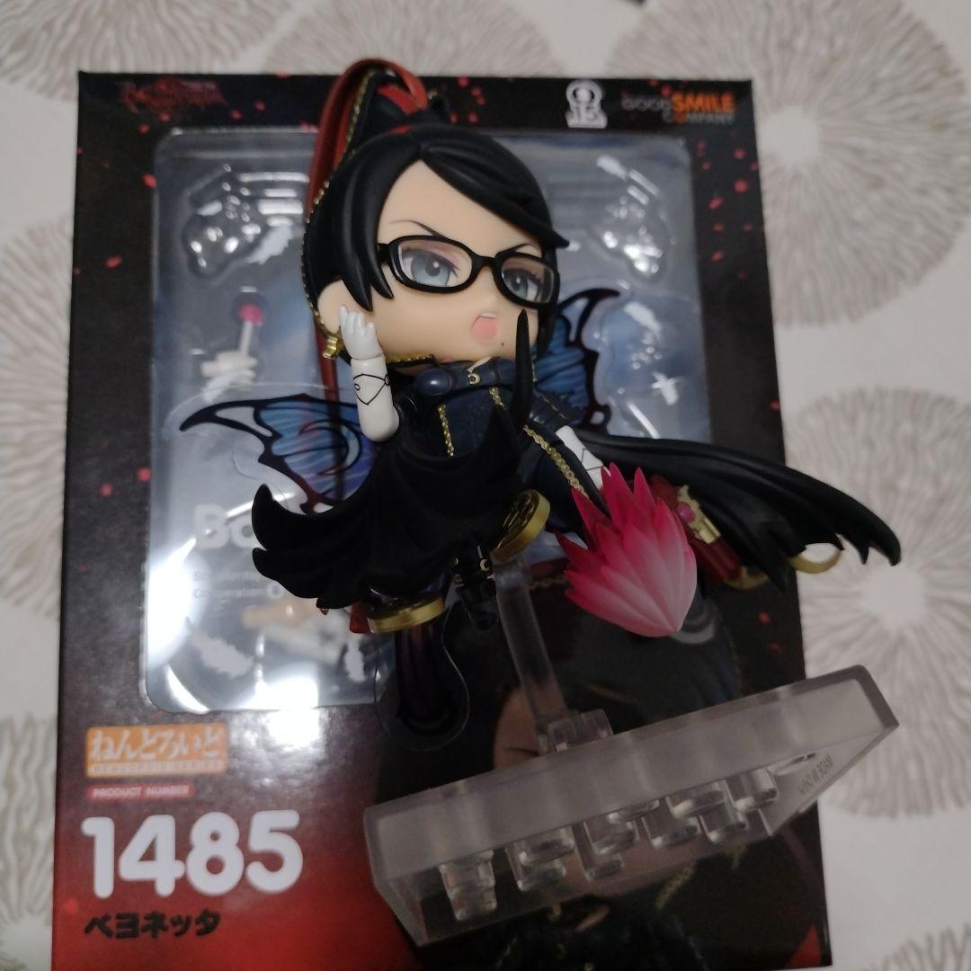 ベヨネッタ　ねんどろいど