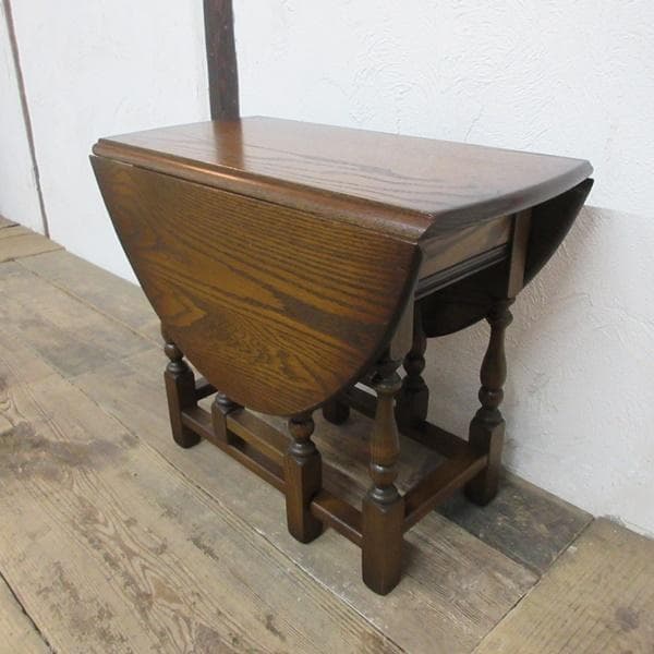 イギリス製 アンティーク 家具 オールドチャーム コーヒーテーブル 6130e