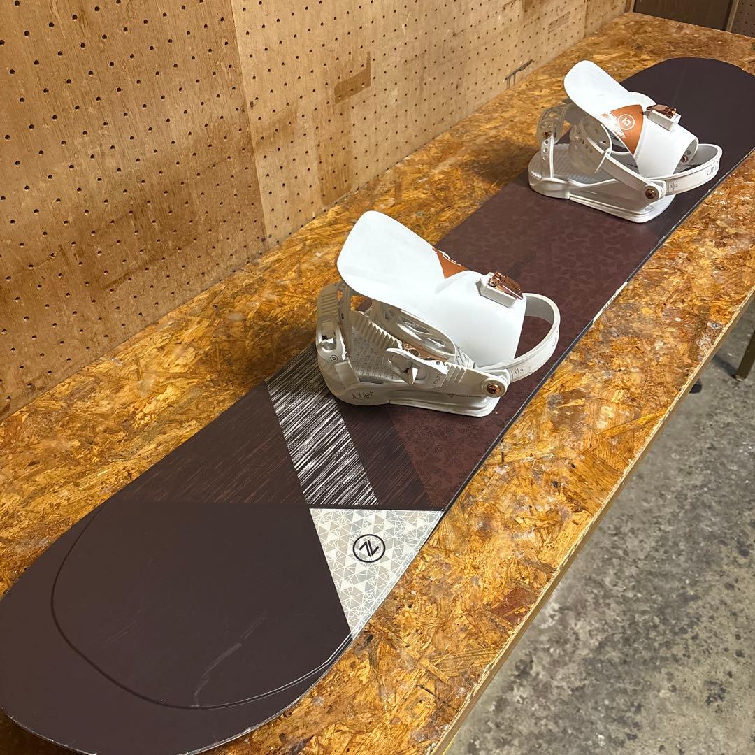 ナイデッカースノーボード板143cm/ユニオンのビンディング付き