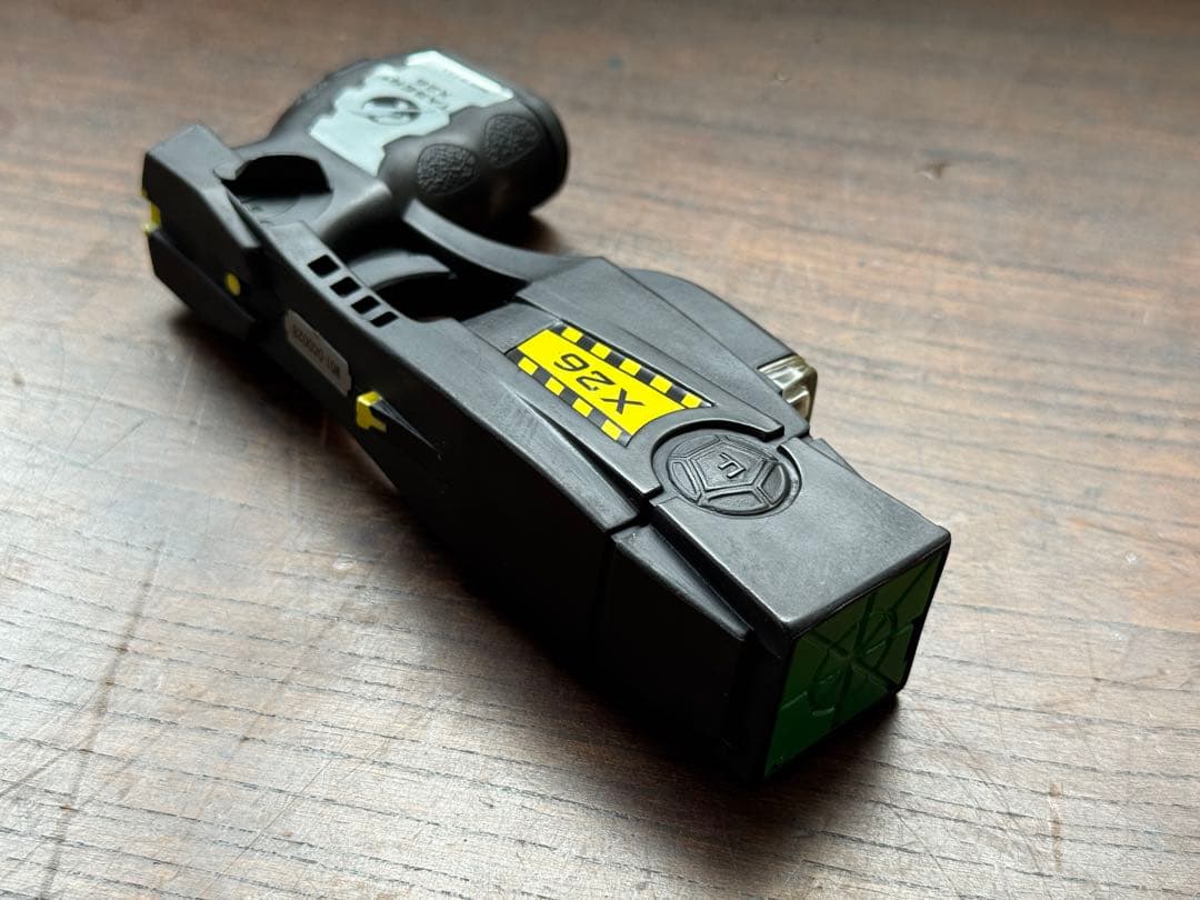 X26 テイザーガンレプリカ＋ホルスター TASER LE装備 レア サバゲ