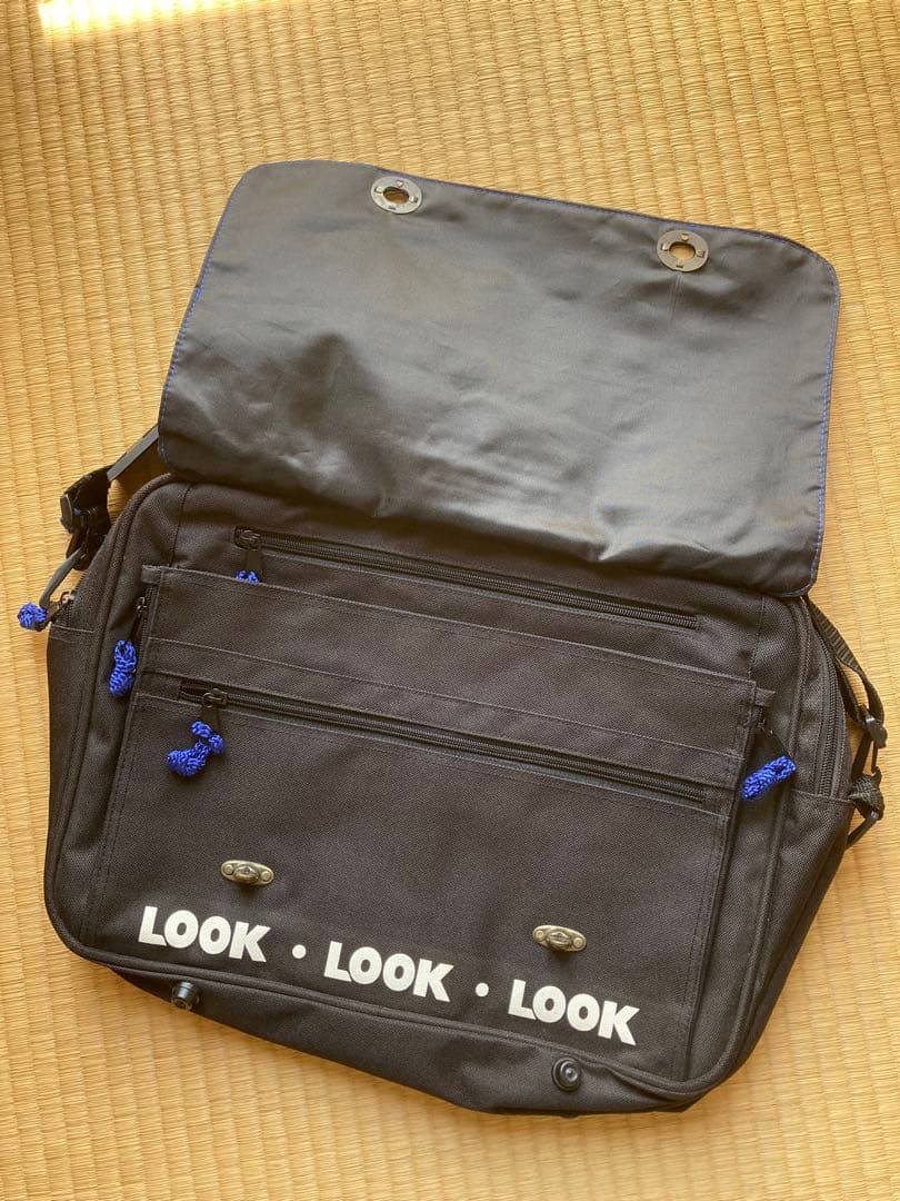 LOOK(仏)のショルダーバッグ　非売品