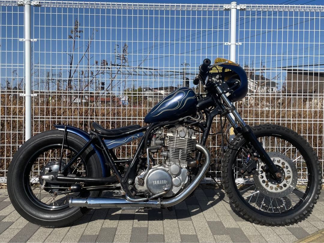 オートバイ・バイク SR400