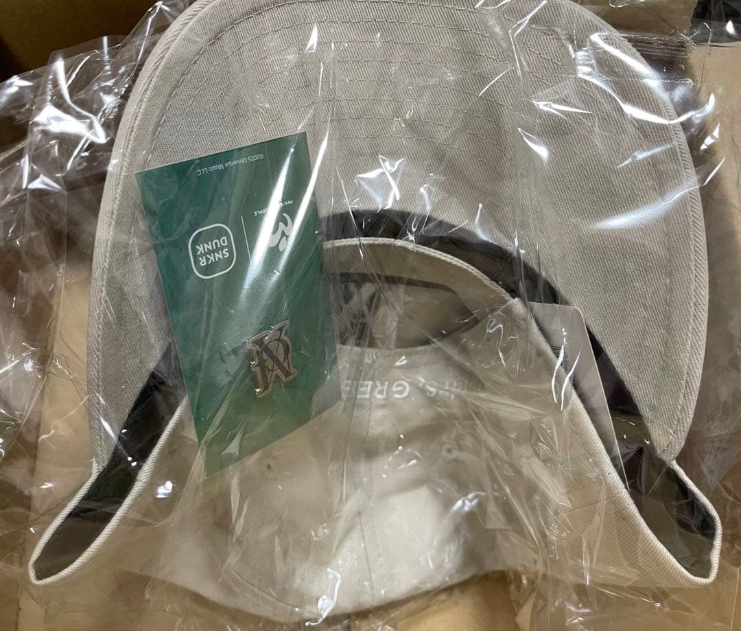 スニダン×Mrs. GREEN APPLE×NEW ERAコラボキャップピンズ付