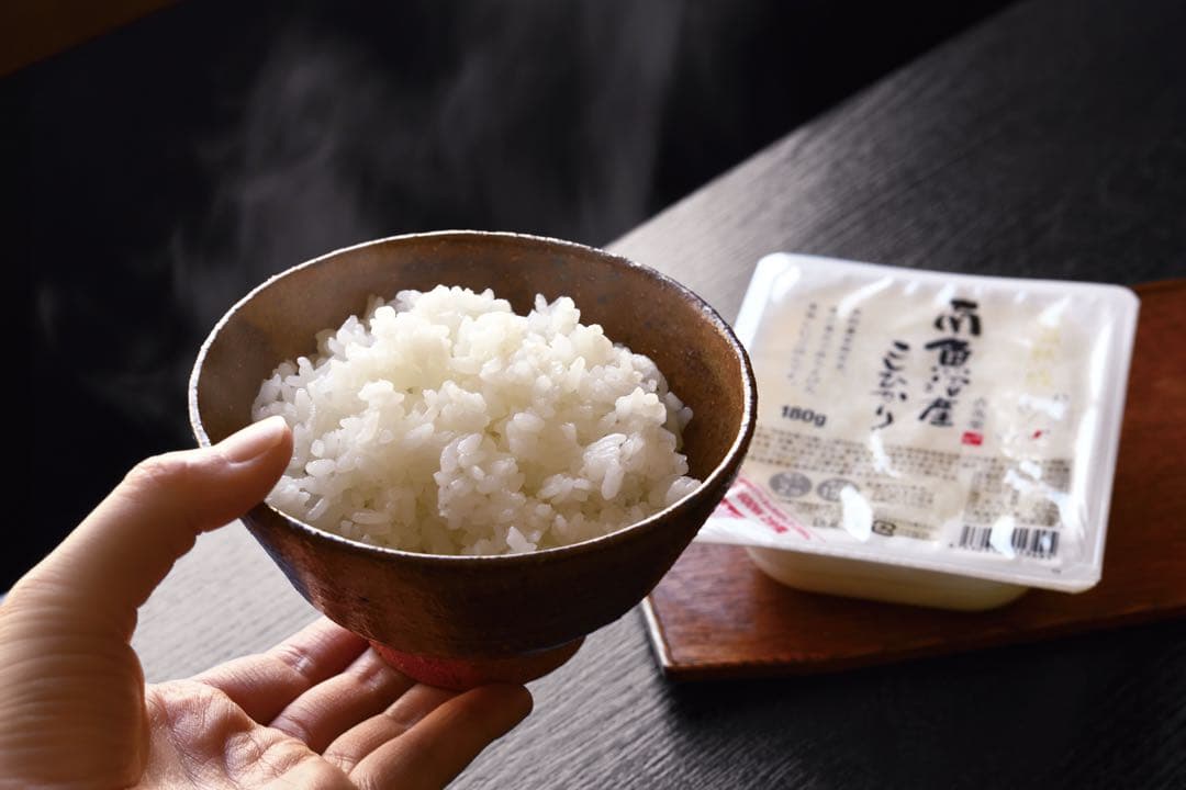 南魚沼産こしひかり　パックごはん　雪室　氷温熟成　180g×96パック　魚沼