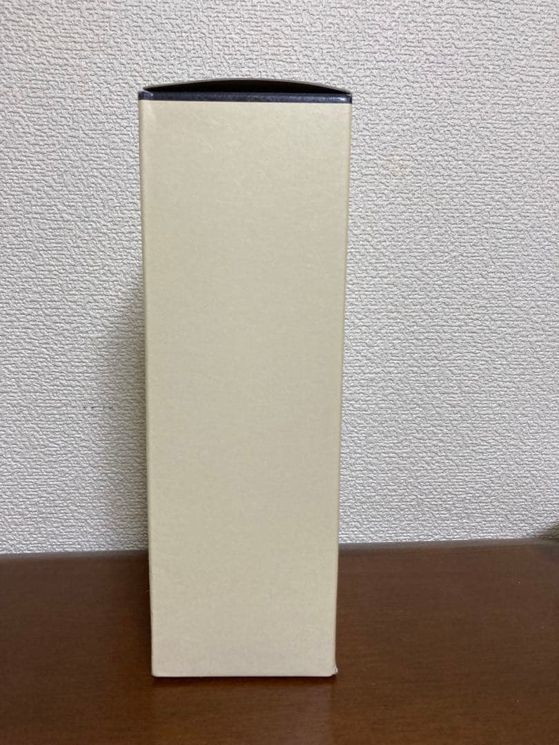 サントリーウイスキー　山崎 700ml 外箱付き