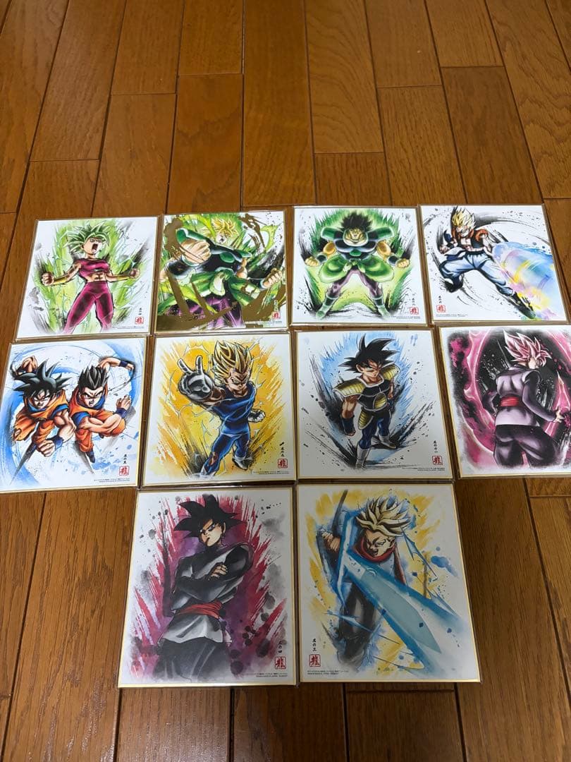 ドラゴンボール イラストカードとフィギュアセット