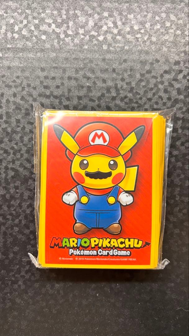 ポケモンカード　デッキシールド　スリーブ　マリオピカチュウ　未開封