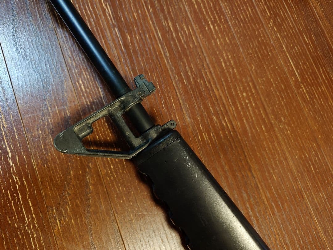 東京マルイ電動ガンM16A1 ベトナム バージョン　充電アダプター付　傷あり中古