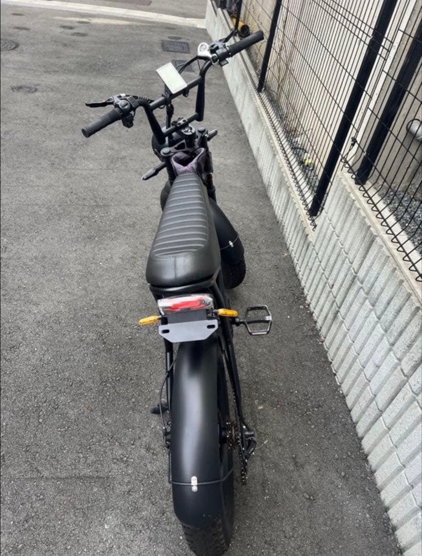 電動アシスト自転車 ブラック 太タイヤ