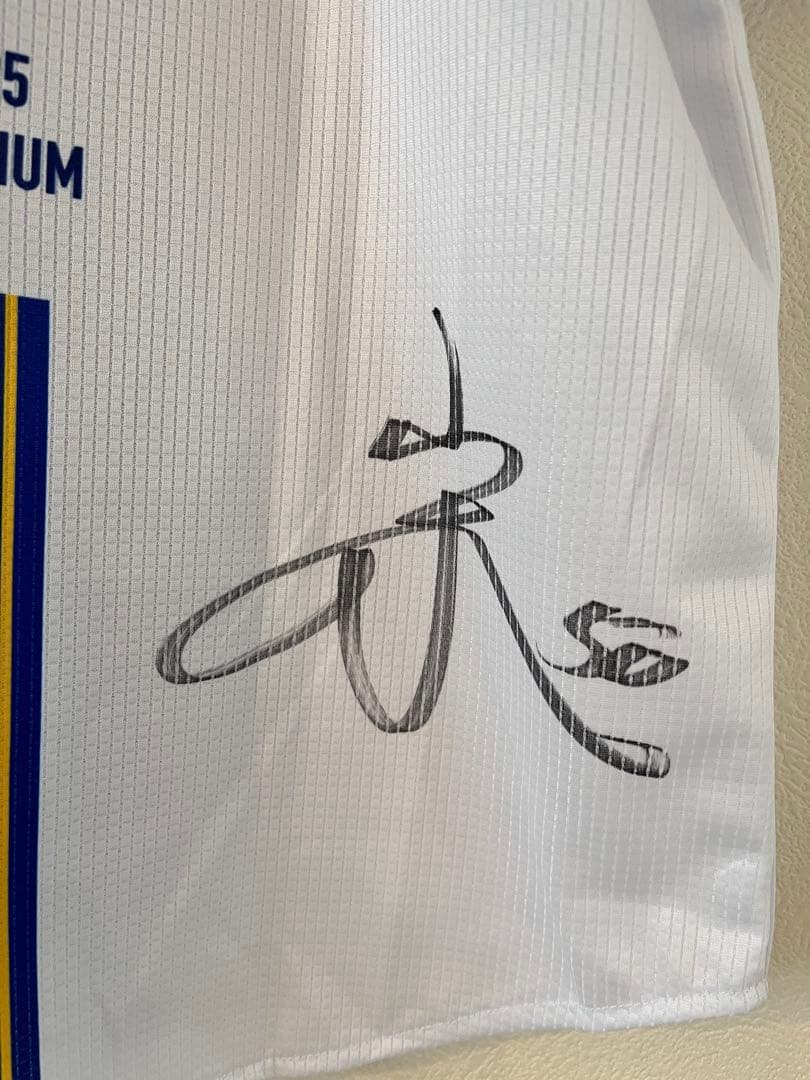 横浜DeNAベイスターズ　山本佑大　サイン入りユニフォーム　Mサイズ