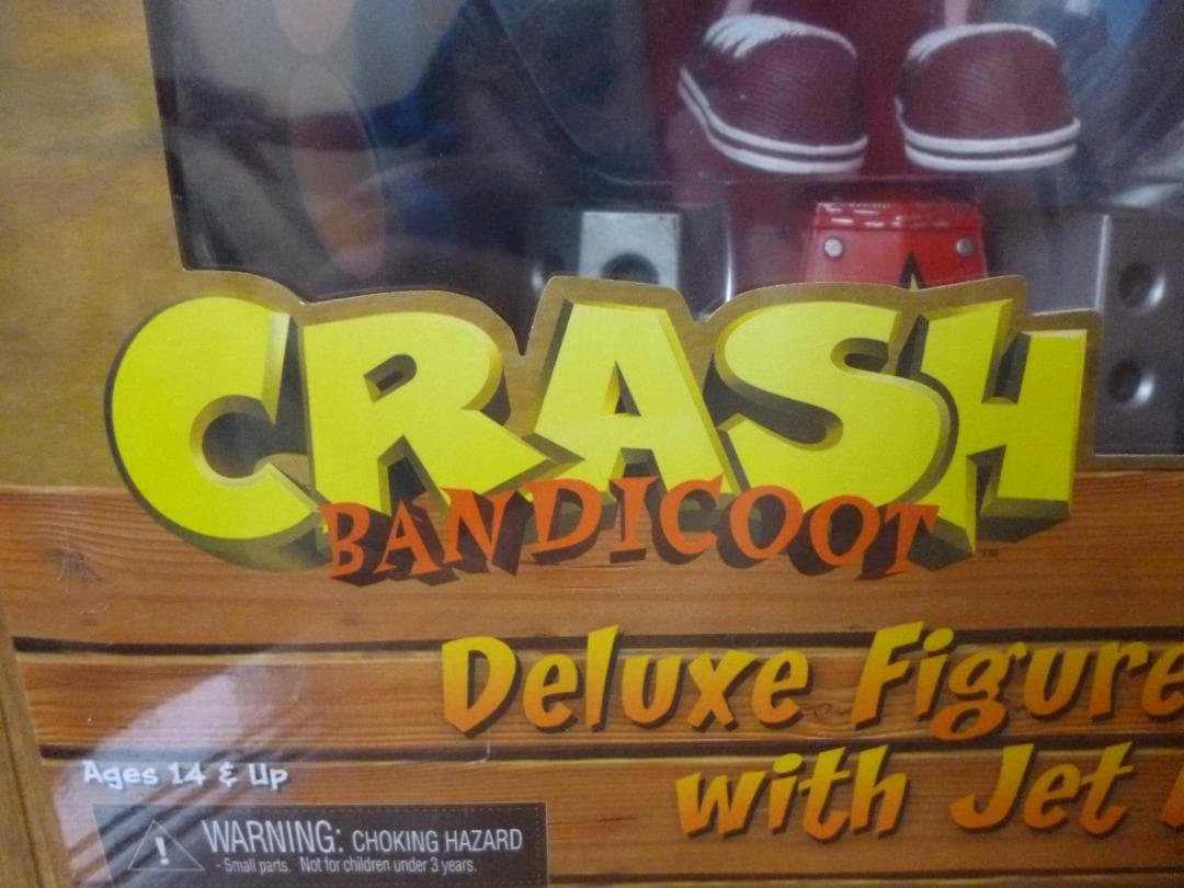 新品・未開封／クラッシュ・バンディクー　DXフィギュア　1箱／アクティビジョン