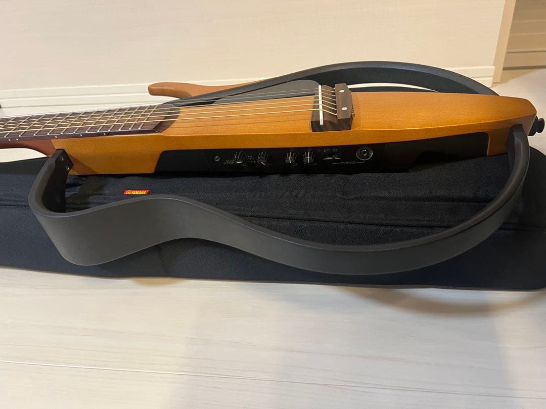 YAMAHA サイレントギター　SLG110S