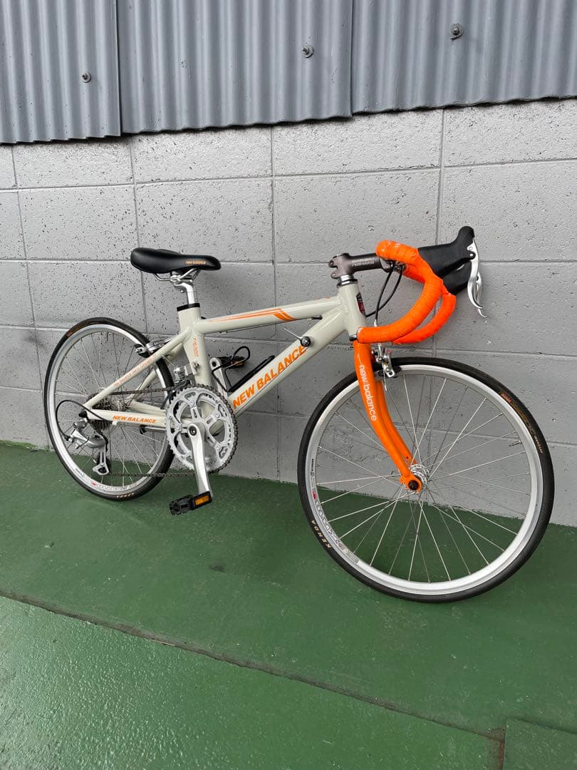 ニューバランス　20インチ　ジュニアロードバイク　大阪より