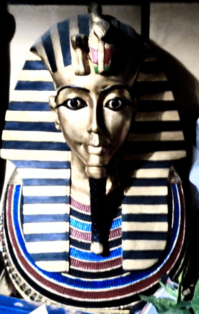 ツタンカーメン。