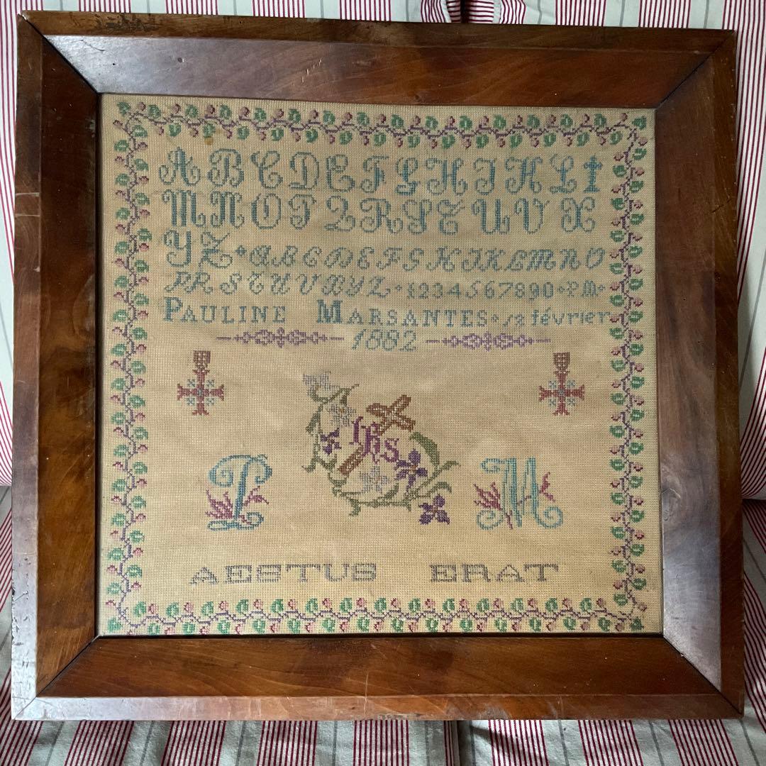 刺繍 フランス アンティーク サンプラー フレーム 1882年 ガラス入り額装